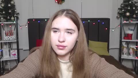 LauraHlot online show from December 2024 10:01:02 PM