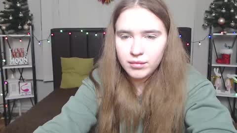 LauraHlot online show from December 2024 10:31:01 PM