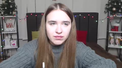 LauraHlot online show from December 2024 05:02:01 AM