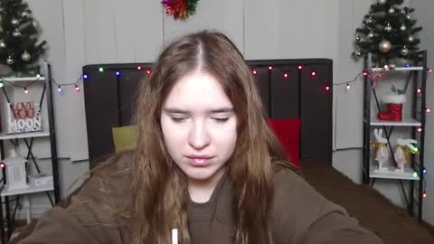 LauraHlot online show from December 2024 10:03:02 PM