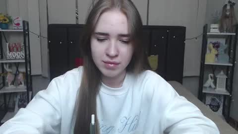 LauraHlot online show from September 2025 06:24:02 PM