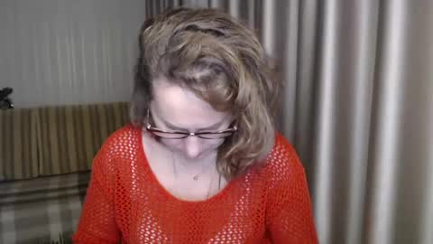 Lauraoven1 online show from January 2025 05:28:01 PM