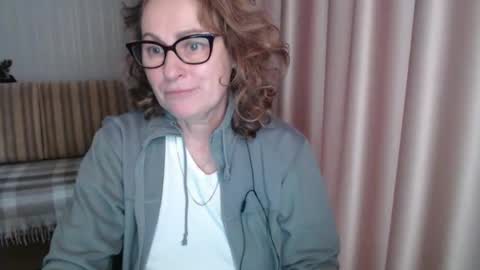 Lauraoven1 online show from February 2025 12:49:01 PM