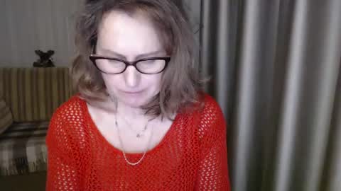 Lauraoven1 online show from March 2025 04:42:02 PM