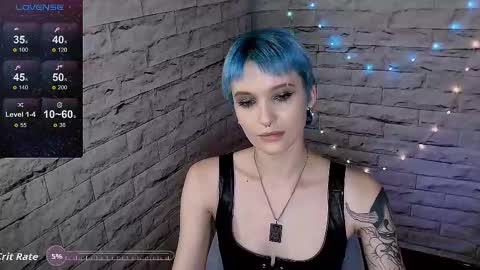 Snapshot of lauren_raquel chatting on October 2025 06:31:02 PM Eva online show from October 2025 06:31:02 PM