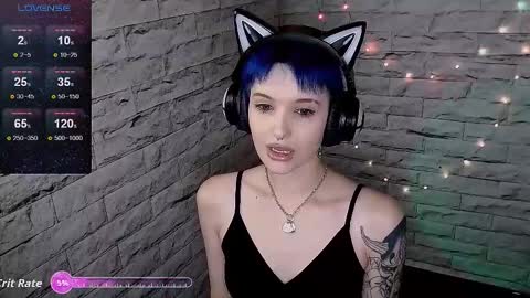 Snapshot of lauren_raquel chatting on November 2025 06:09:02 PM Eva online show from November 2025 06:09:02 PM