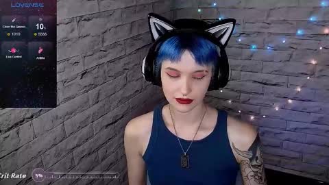 Snapshot of lauren_raquel chatting on November 2025 05:46:02 PM Eva online show from November 2025 05:46:02 PM