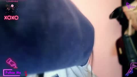 Snapshot of lauren_sweet7 chatting on October 2025 12:45:02 PM Lauren online show from October 2025 12:45:02 PM