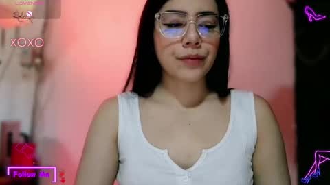 Snapshot of lauren_sweet7 chatting on November 2025 06:10:01 PM Lauren online show from November 2025 06:10:01 PM