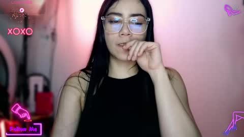 Snapshot of lauren_sweet7 chatting on November 2025 05:29:01 AM Lauren online show from November 2025 05:29:01 AM