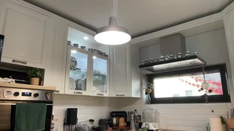 Snapshot of laurenbrite chatting on October 2025 01:56:02 PM Lauren Brite online show from October 2025 01:56:02 PM