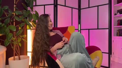 Snapshot of laurenbrite chatting on November 2025 11:14:01 PM Lauren Brite online show from November 2025 11:14:01 PM