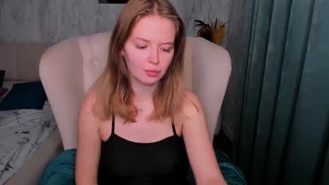 Snapshot of laurennhill chatting on October 2025 12:29:01 AM laurennhill online show from October 2025 12:29:01 AM