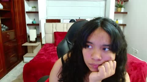 laurent online show from January 2025 06:22:01 AM