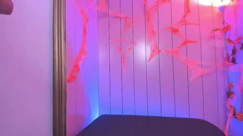 laurent_scott_ online show from October 2025 12:12:02 PM