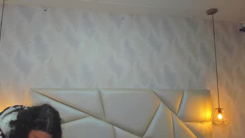 Snapshot of laurettedela_roux chatting on November 2025 11:09:02 AM Laurent online show from November 2025 11:09:02 AM