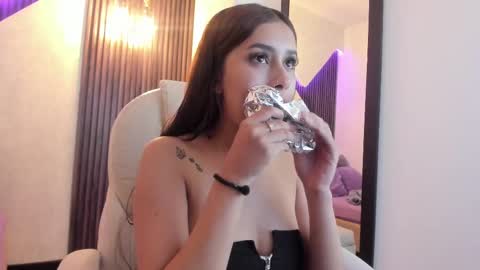 Lau online show from February 2025 03:37:02 PM