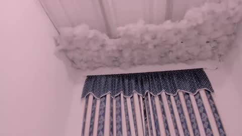 Snapshot of lauu_g chatting on October 2025 10:24:01 AM Lauu G online show from October 2025 10:24:01 AM