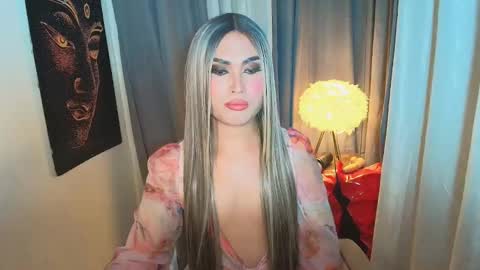 Victoria online show from October 2025 09:59:01 PM