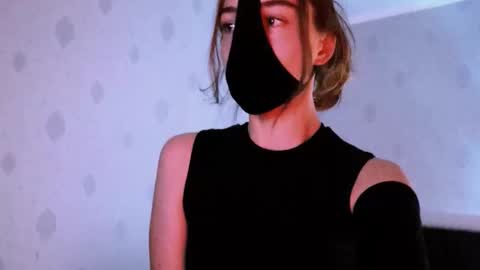 Snapshot of lavinda_lin chatting on October 2025 05:10:02 PM Lavinda online show from October 2025 05:10:02 PM