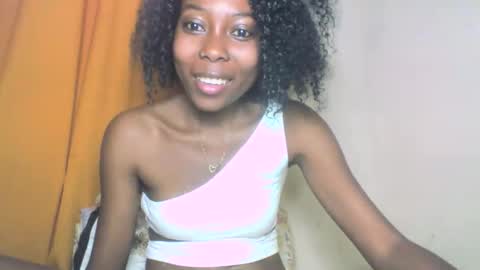 layannek online show from October 2025 04:07:01 AM