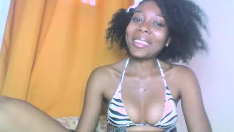 layannek online show from October 2025 10:02:01 AM