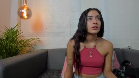 Layla online show from December 2024 11:13:01 PM