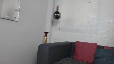 Layla online show from February 2025 01:03:02 AM