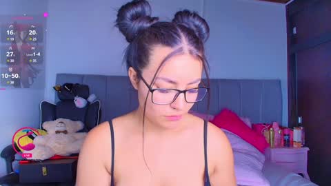 Layla online show from January 2025 05:27:01 PM