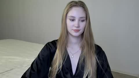 LaylaPretty001 online show from January 2025 05:30:01 AM