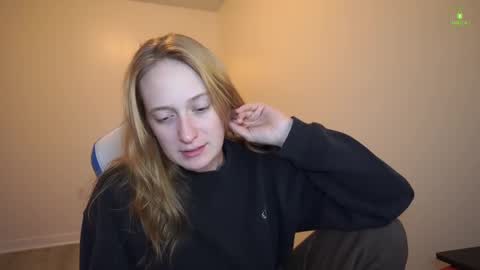 Layla Universe online show from November 2025 06:13:01 AM