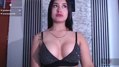 Snapshot of laylasub_ chatting on October 2025 05:20:02 PM LAYLA online show from October 2025 05:20:02 PM