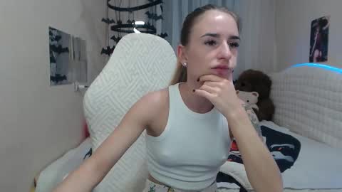 Snapshot of laymablast chatting on November 2025 09:42:02 AM laymablast online show from November 2025 09:42:02 AM