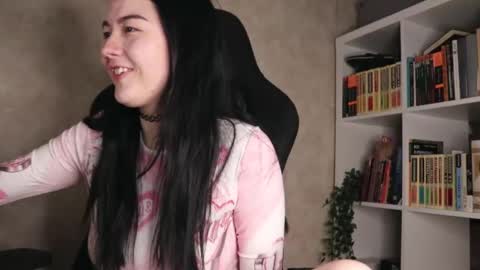 Lisa online show from October 2025 04:26:01 AM