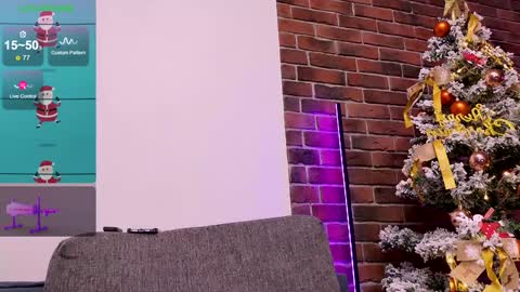 Snapshot of lea_loon chatting on December 2024 02:13:01 AM lea_loon online show from December 2024 02:13:01 AM