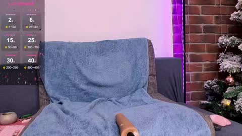 Snapshot of lea_loon chatting on January 2025 06:26:01 AM lea_loon online show from January 2025 06:26:01 AM