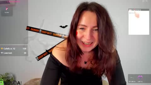 Lea online show from October 2025 01:18:01 AM