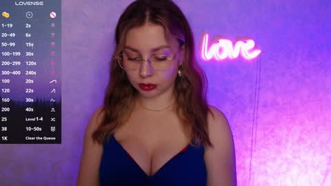 Leah Barton online show from January 2025 09:40:01 AM