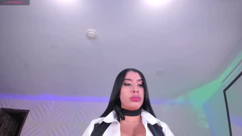 leahlombardi_ online show from November 2025 03:16:02 AM