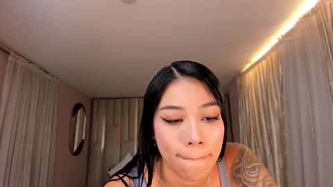 Snapshot of leahnovac chatting on October 2025 11:11:01 AM leahnovac online show from October 2025 11:11:01 AM