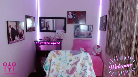 Leandra online show from September 2025 12:49:02 PM