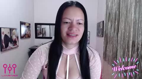 Snapshot of leandra_sex chatting on October 2025 02:04:01 PM Leandra online show from October 2025 02:04:01 PM