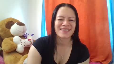 Snapshot of leandra_sex chatting on November 2025 01:21:02 PM Leandra online show from November 2025 01:21:02 PM