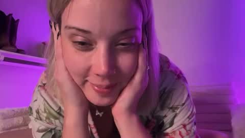 leanneluxecouple online show from October 2025 12:33:02 AM