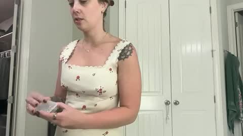 leanneluxecouple online show from October 2025 02:07:01 PM