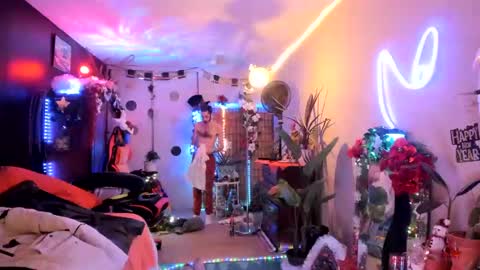 leatherdude69 online show from January 2025 04:58:01 AM