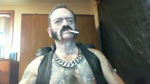 Snapshot of leathergreaser chatting on February 2025 09:46:01 PM leathergreaser online show from February 2025 09:46:01 PM