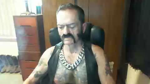 Snapshot of leathergreaser chatting on February 2025 12:49:01 AM leathergreaser online show from February 2025 12:49:01 AM