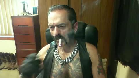 Snapshot of leathergreaser chatting on March 2025 10:10:01 PM leathergreaser online show from March 2025 10:10:01 PM