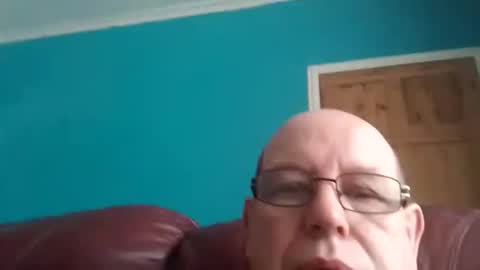 leatherpants68 online show from October 2025 10:40:02 AM